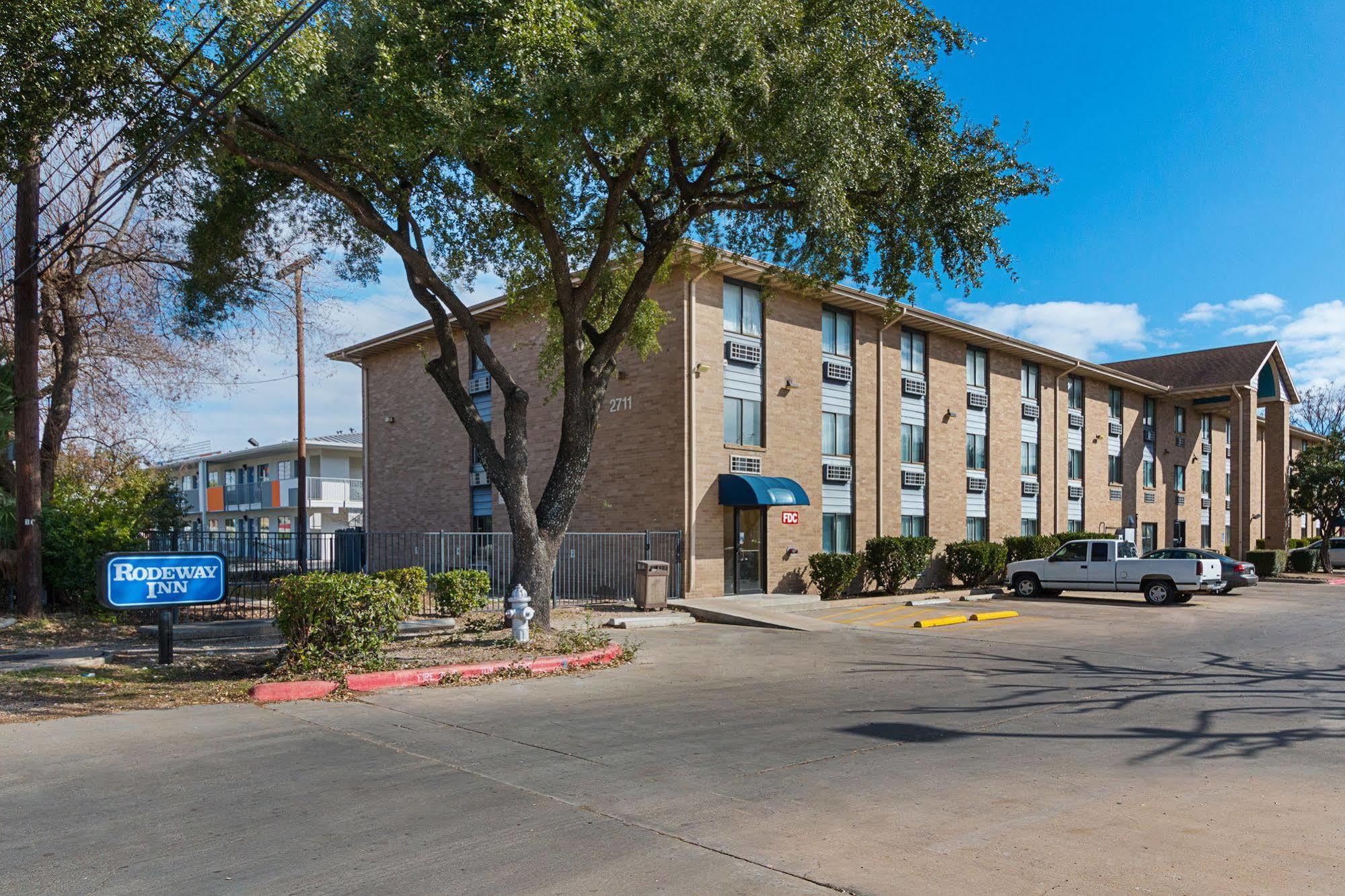 Rodeway Inn Austin Extérieur photo